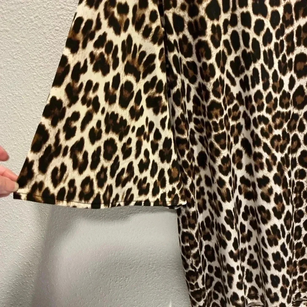 Alfani Woman Size OX Leopard Print 3/4 Inch Bell Sleeves Square Neck W/rib-bits - Picture 3 of 6